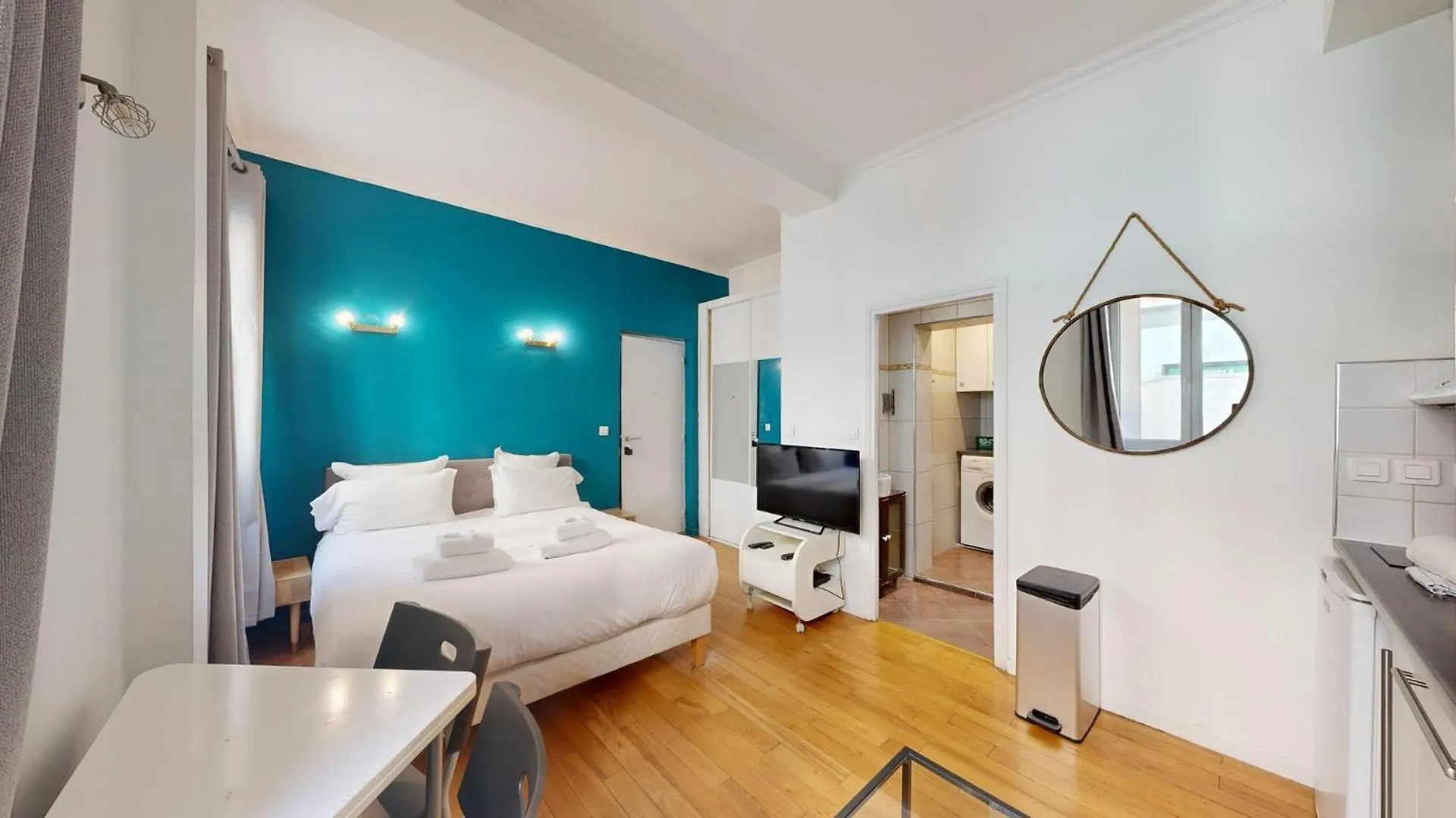 Bluestay 235 - Superbe Appartement A Paris contacts
